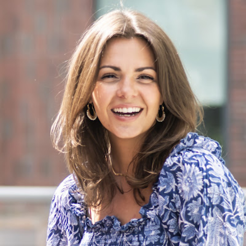 Meet your Posher, Abby